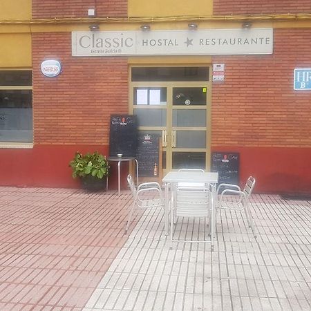 Hostal Restaurante Classic Columbrianos ภายนอก รูปภาพ